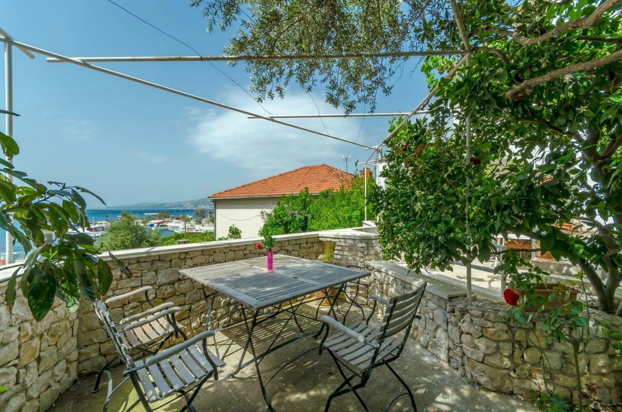 Apartment Dory Trogir Buitenkant foto