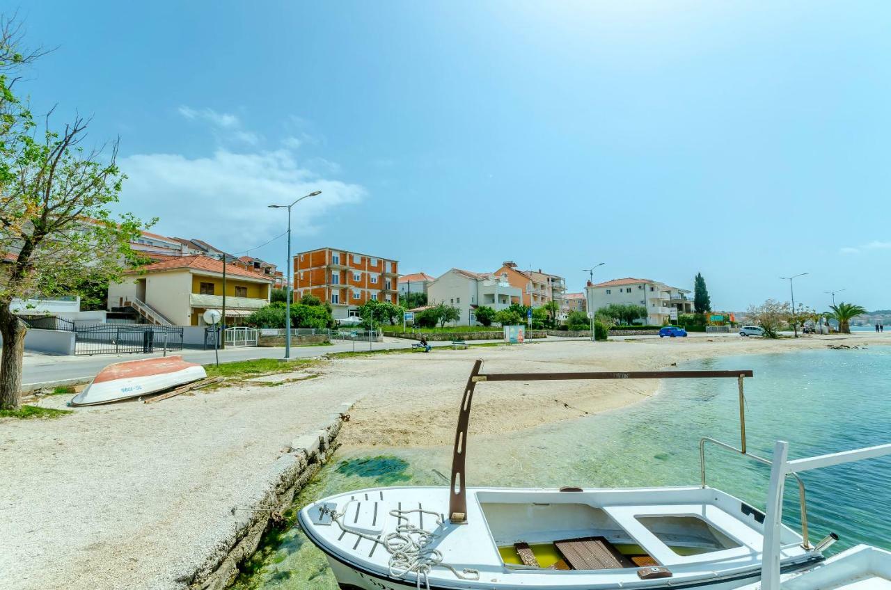 Apartment Dory Trogir Buitenkant foto