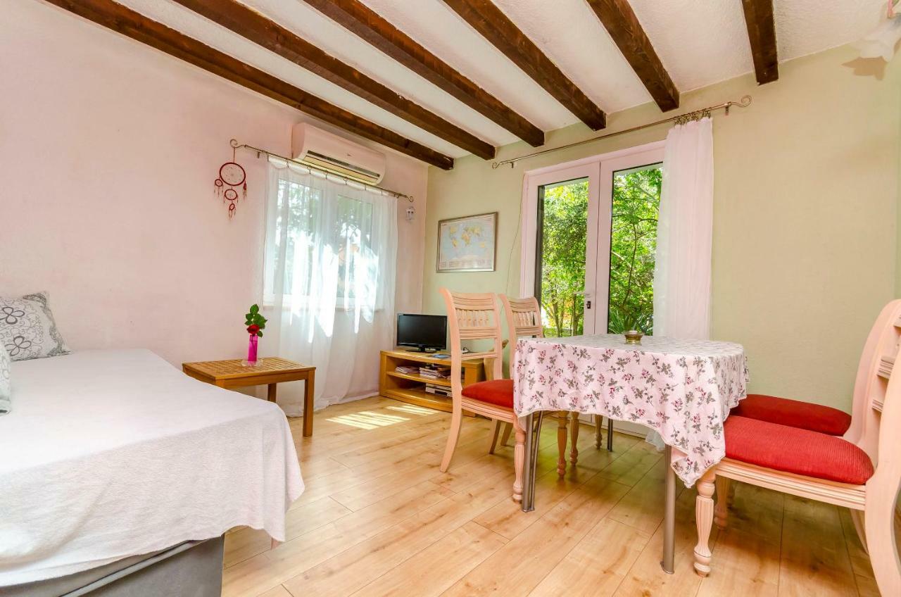 Apartment Dory Trogir Buitenkant foto