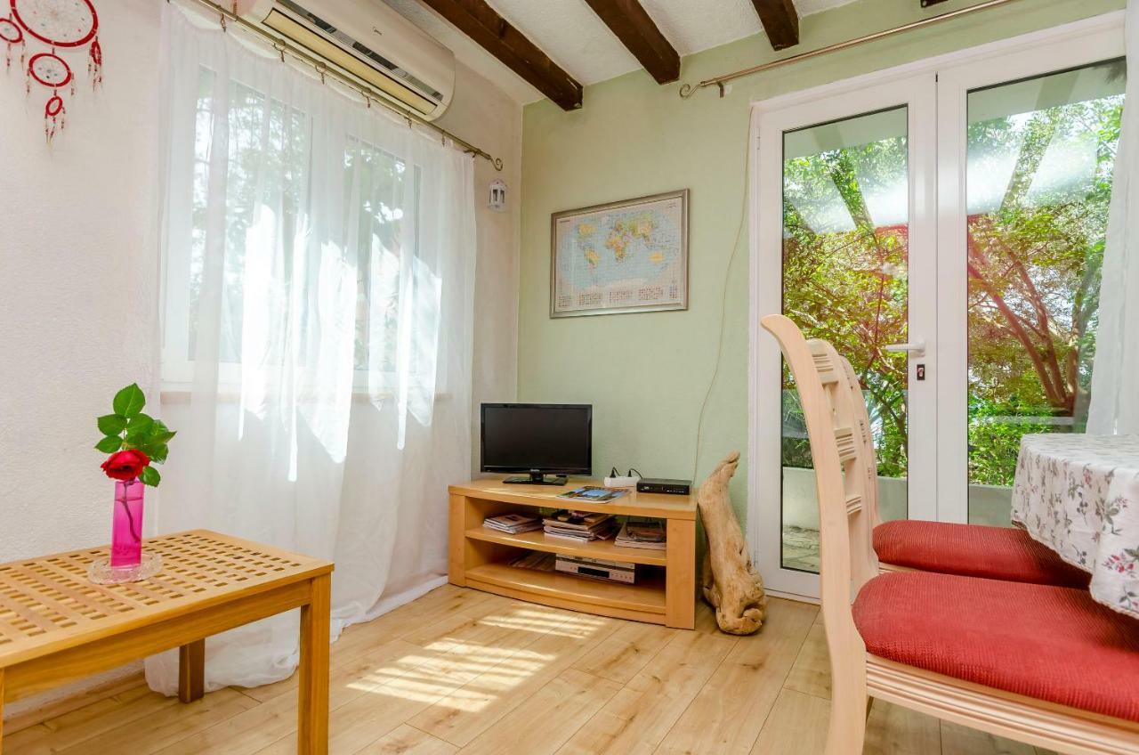 Apartment Dory Trogir Buitenkant foto