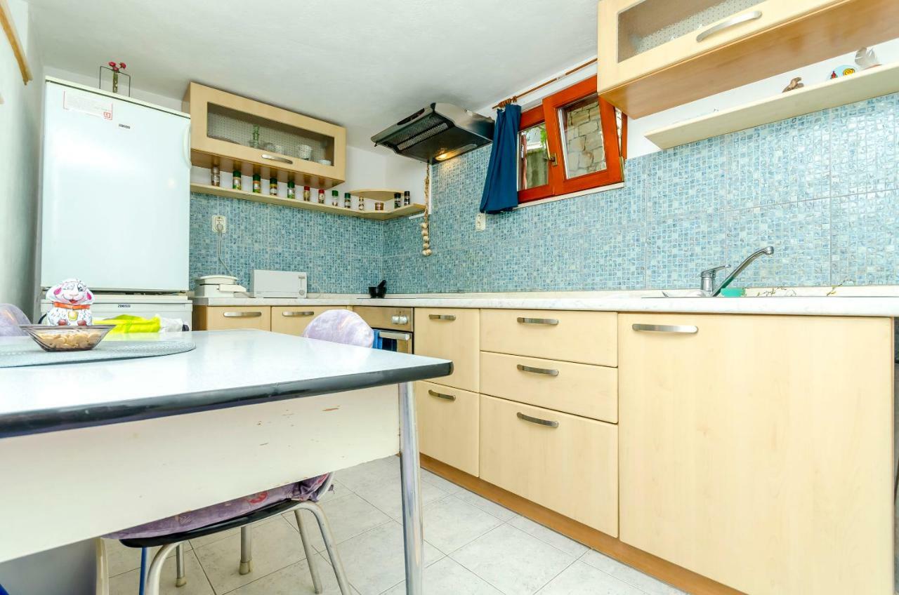 Apartment Dory Trogir Buitenkant foto