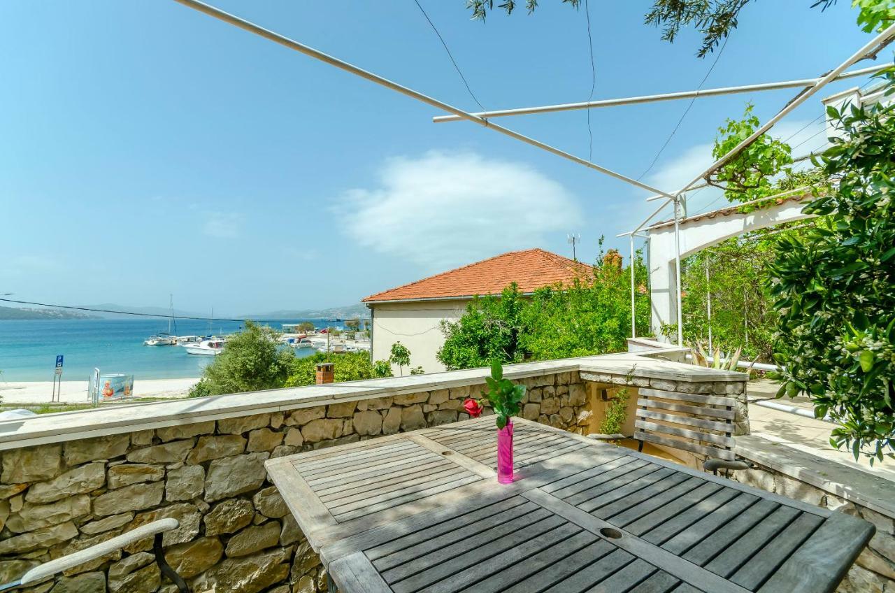 Apartment Dory Trogir Buitenkant foto
