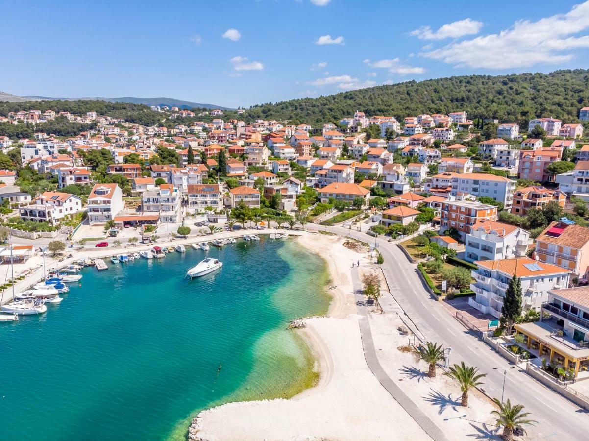 Apartment Dory Trogir Buitenkant foto